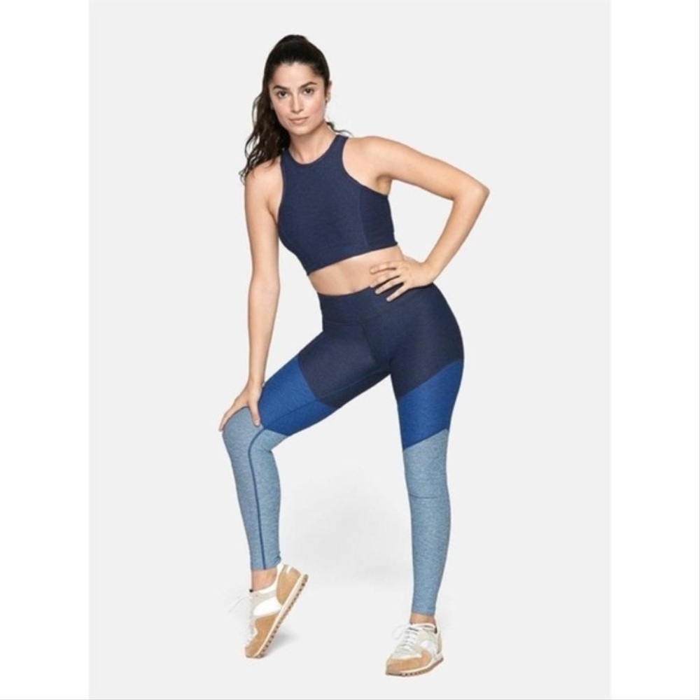 Outdoor Voices leggings